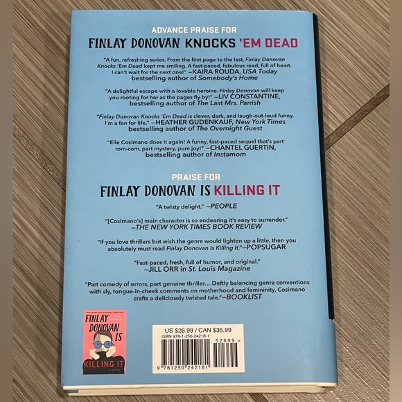 FLASH SALE *LIKE NEW* Finlay Donovan Knocks ‘Em Dead by Elle Cosimano - Picture 4 of 5